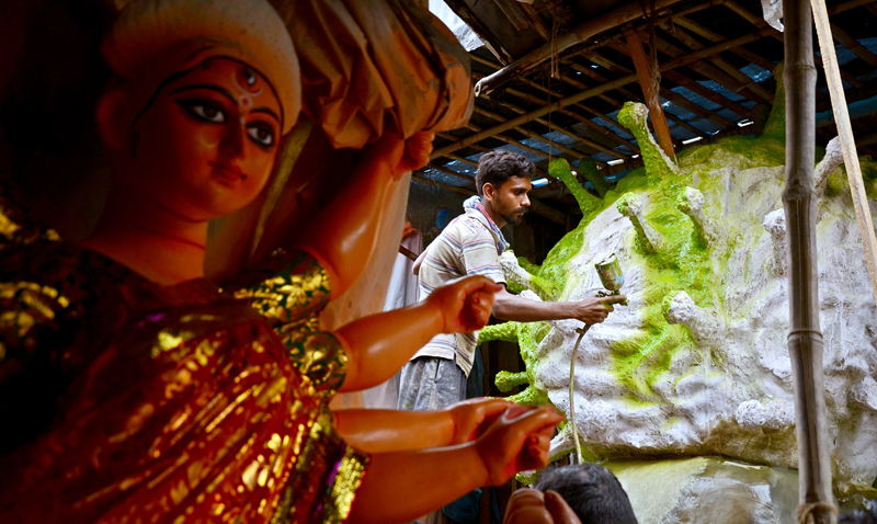 Kolkata gears up for Durga Puja in the time of corona
