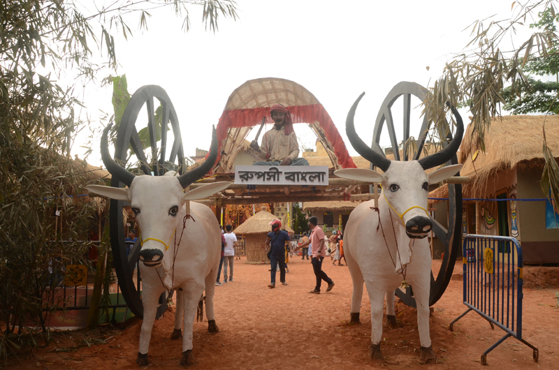 Durga Puja 2020 in Kolkata amid Covid-19