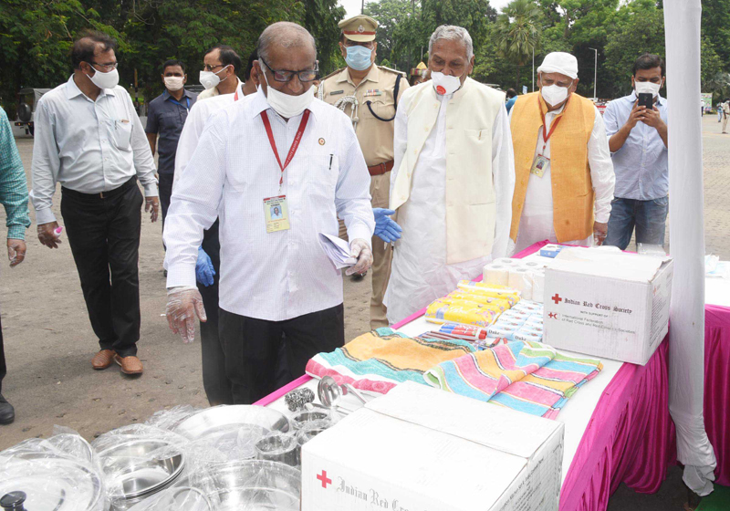 Bihar governor Fagu Chauhan flags off the trucks loaded with relief materials