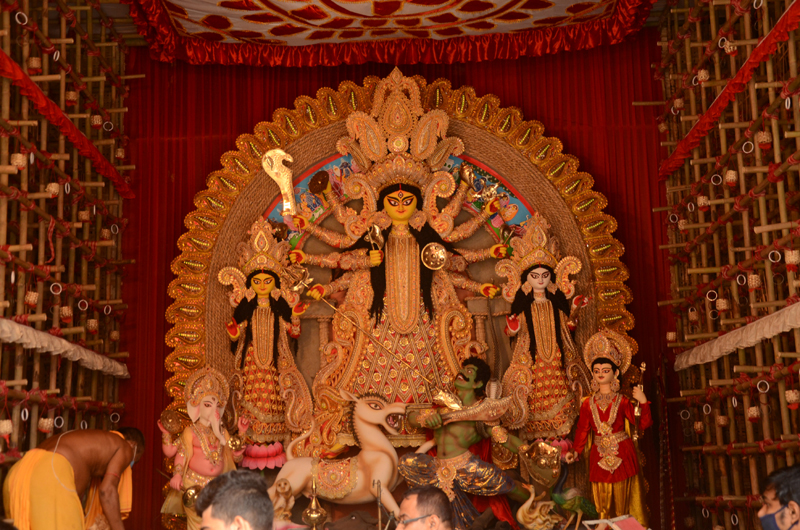 Durga Puja 2020 in Kolkata amid Covid-19