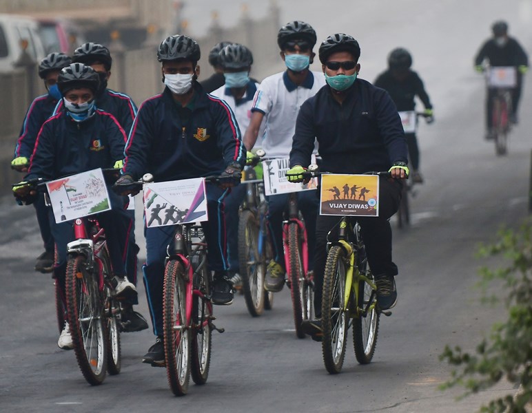 NCC Cadets cycling on occasion of Vijay Diwas