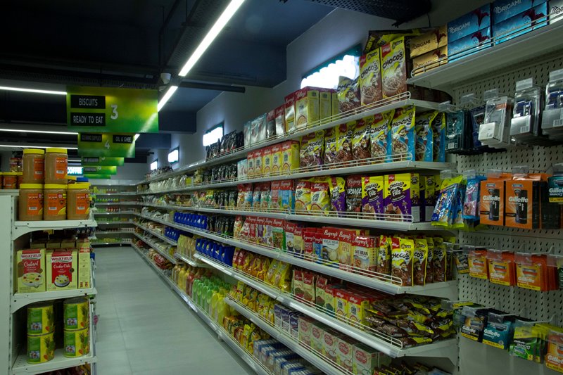 Abir Chatterjee, Madhumita inaugurate retail chain Daylis