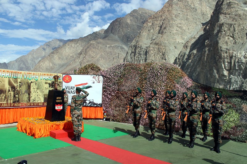 Leh: Victory Flame receives grand reception