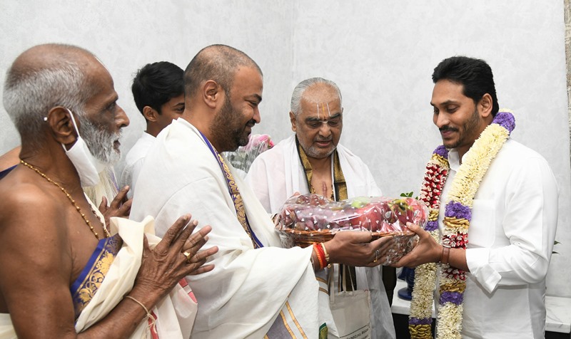 TTD Chief Priest, Ramana Deekshitulu and other Priest’s of TTD calling on Andhra Pradesh CM Y S Jagan Mohan Reddy