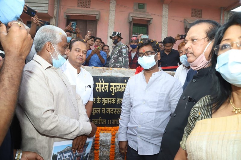 Jharhand CM Hemant Soren lays foundation in Ranchi