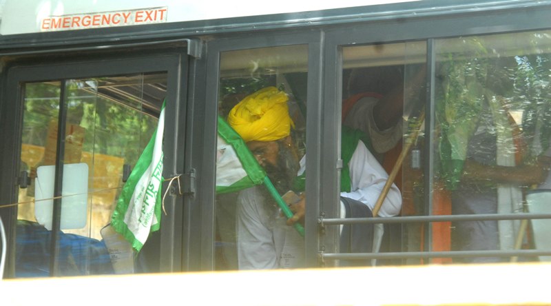 Farmers protest at Jantar Mantar in Delhi