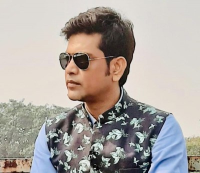 West Bengal Minister Laxmi Ratan Shukla resigns