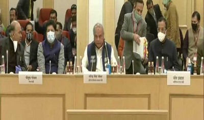 Centre, farmers' representatives begin 10th round of talks