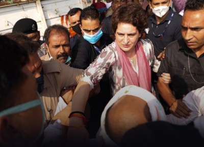 Priyanka Gandhi Vadra allowed to visit family of UP man who died in police custody