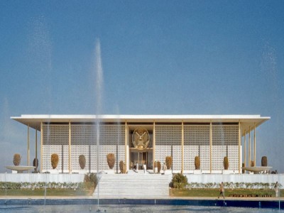 US asks its citizens to leave India