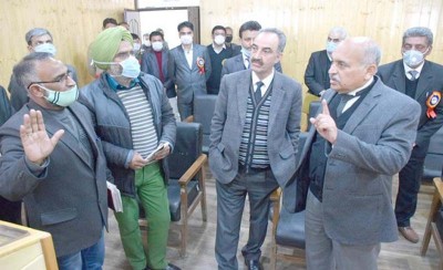Jammu and Kashmir:  CJ inaugurates renovated Court Complex at Pampore