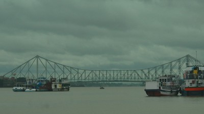Heavy rain lashes Kolkata, several areas waterlogged