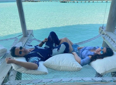 With you by my side, even the blues are easy to take in my stride: Akshay Kumar wishes Twinkle on her b-day