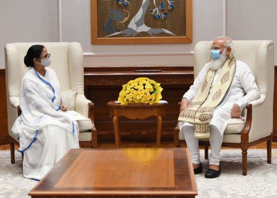 Mamata Banerjee meets PM Narendra Modi