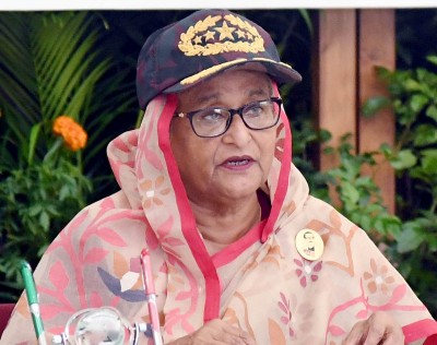 Sheikh Hasina urges filmmakers to make more movies on Liberation War