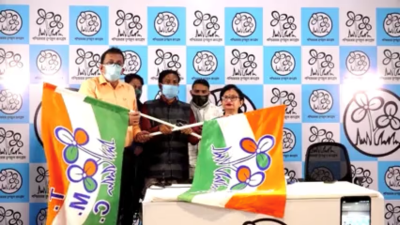 Bengal: AIMIM state president Sk. Abdul Kalam joins Trinamool Congress
