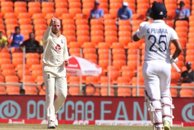 India struggle at 80/4 at lunch on day 2 of 4th Test against England