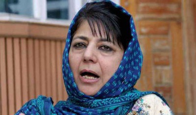 Agree with Mamata, Opposition needs to unite to protect democracy: Mehbooba