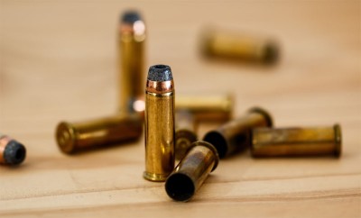 Gunmen kill three customs officials in Pakistan