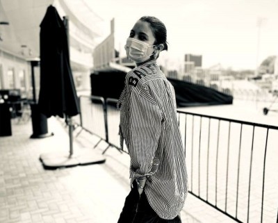 Anushka Sharma enjoys England. See pics