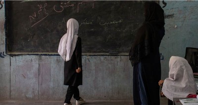 Afghanistan women demonstrate in Kabul against closure of schools, universities for female students
