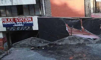 Jammu and Kashmir: Police recover 7-kg IED, foils Pulwama like terror attack