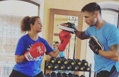 Amrita Arora sets herself 30 days fitness challenge, posts 'self motivational' message on Instagram