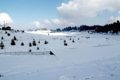 Jammu and Kashmir witnessing huge tourist turnout after snowfall