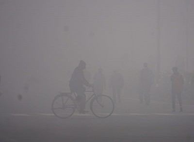 Dense fog in Delhi