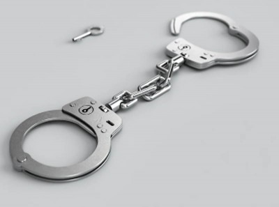 Sri Lanka police arrest motorist for honking protest during Chinese minister’s visit