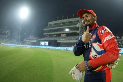 Rishabh Pant is now followed by 4 million netizens on Instagram