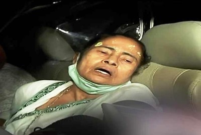 Trinamool Congress delegation meets EC, demands high level probe into Mamata injury incident