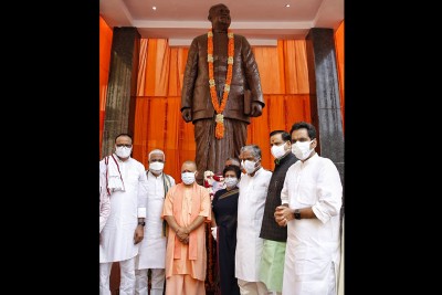 Yogi Adityanath offer tributes to Shyama Prasad Mukherjee on his death anniversary