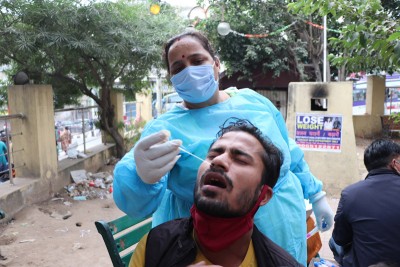 India registers 7,350 new overall COVID-19 cases amid Omicron spread scare