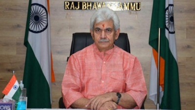 On Doctors' Day, J&K LG hails all medicos for selfless services