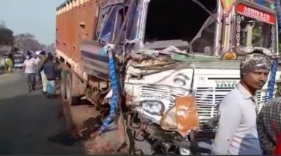 18 dead in West Bengal road mishap