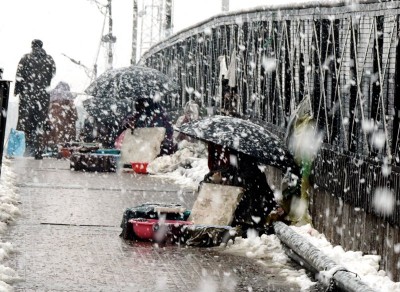 Snowfall in Srinagar