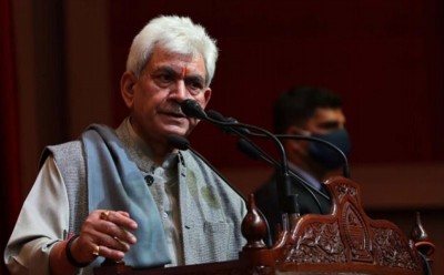 Jammu and Kashmir: Former MLC calls on Lt Governor  