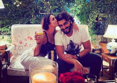 Malaika Arora celebrates her birthday with Arjun Kapoor. See pic