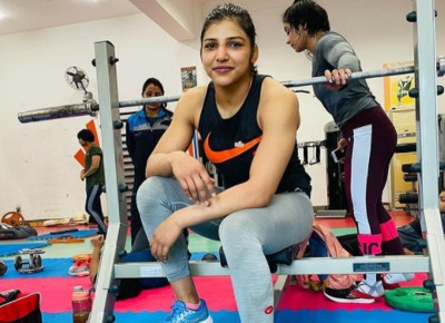 Wrestler Nisha Dahiya, brother shot dead in Sonipat: Reports