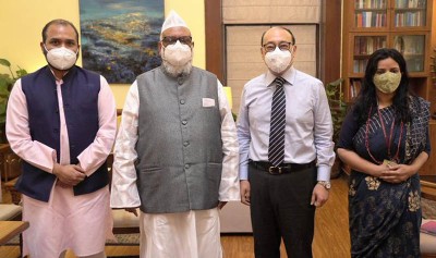 Harsh Vardhan Shringla meets Bangladesh Tariqat Federation members