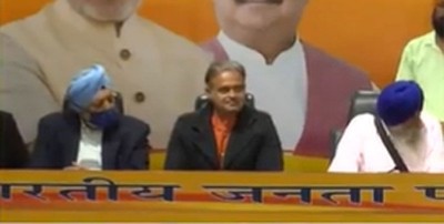 Former Indian cricketer Dinesh Mongia joins BJP