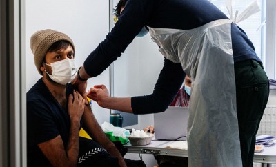 Vaccinated Europeans now outnumber those infected by COVID, but ‘threat remains present’