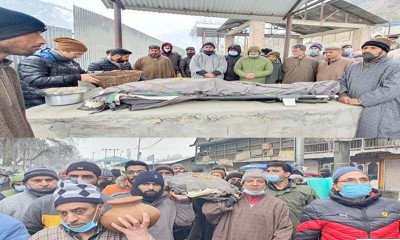 Jammu and Kashmir: Muslims participate in last rites of KP youth