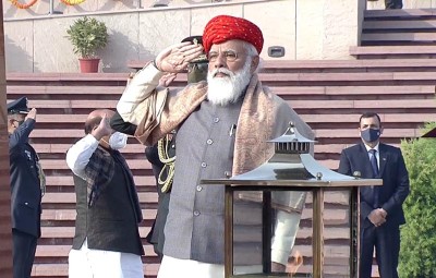 Republic Day: PM Modi pays homage at National War Memorial