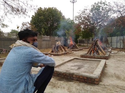 Bodies of Covid-19 victims being cremated at Delhi's Sarai Kale Khan crematorium