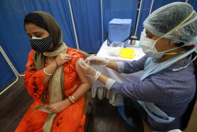 India should be provided resources to make vaccines, says top US disease expert