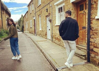 Has Anushka Sharma referred to Virat Kohli as 'fan'?