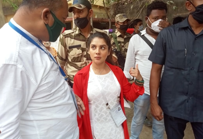 West Bengal Assembly polls: Celebrities exercise their voting rights