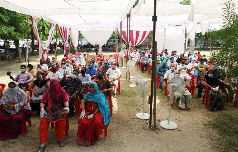 Vaccination at Motilal Nehru Medical College in Prayagraj